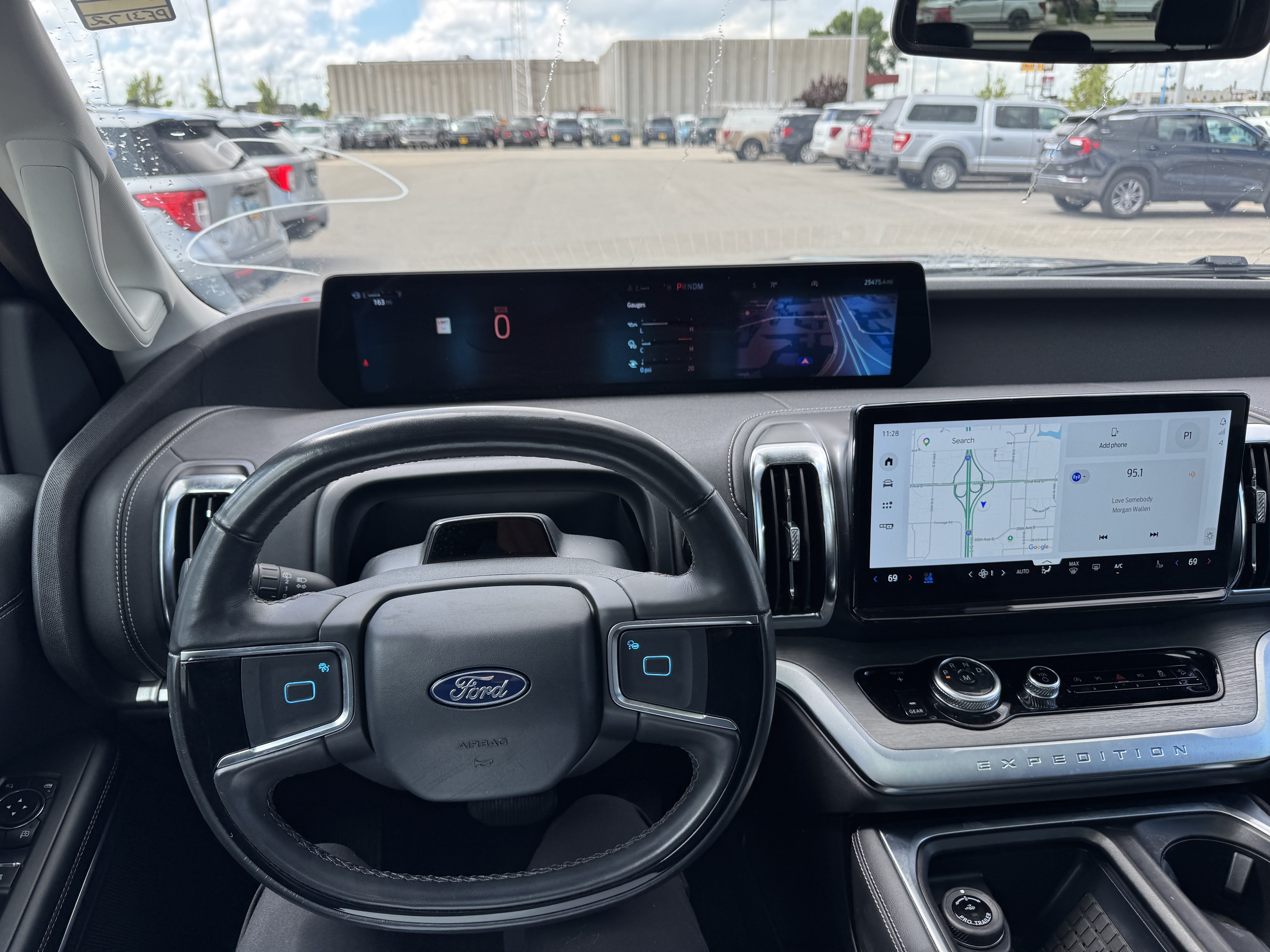 Used 2025 Ford Expedition Max Platinum AWD/4WD image 5