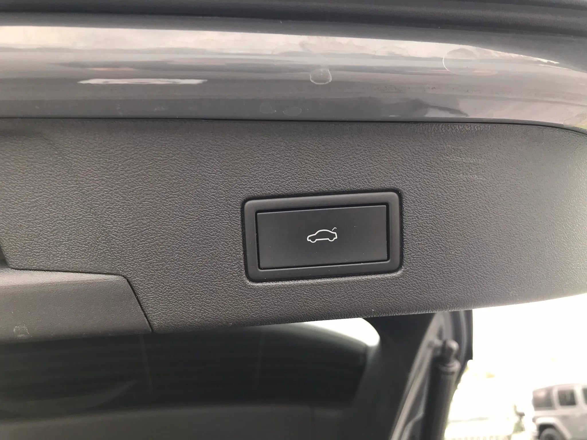 Used 2023 Volkswagen ID.4 Pro S Plus image 36