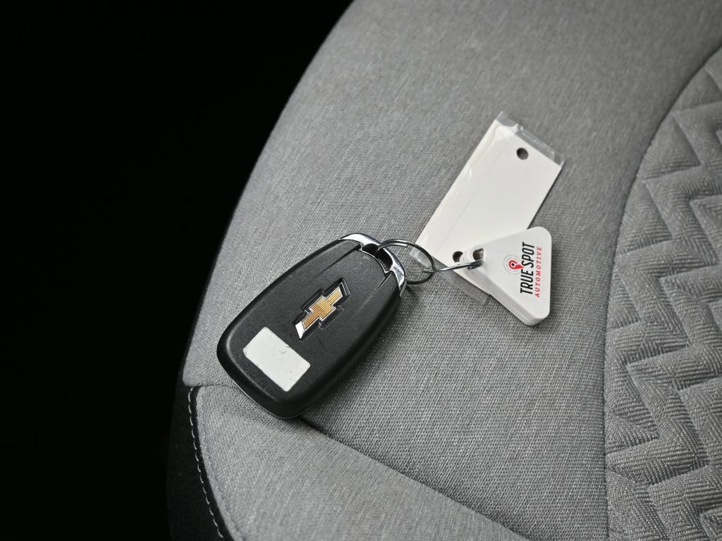 Used 2024 Chevrolet Equinox LS FWD image 25