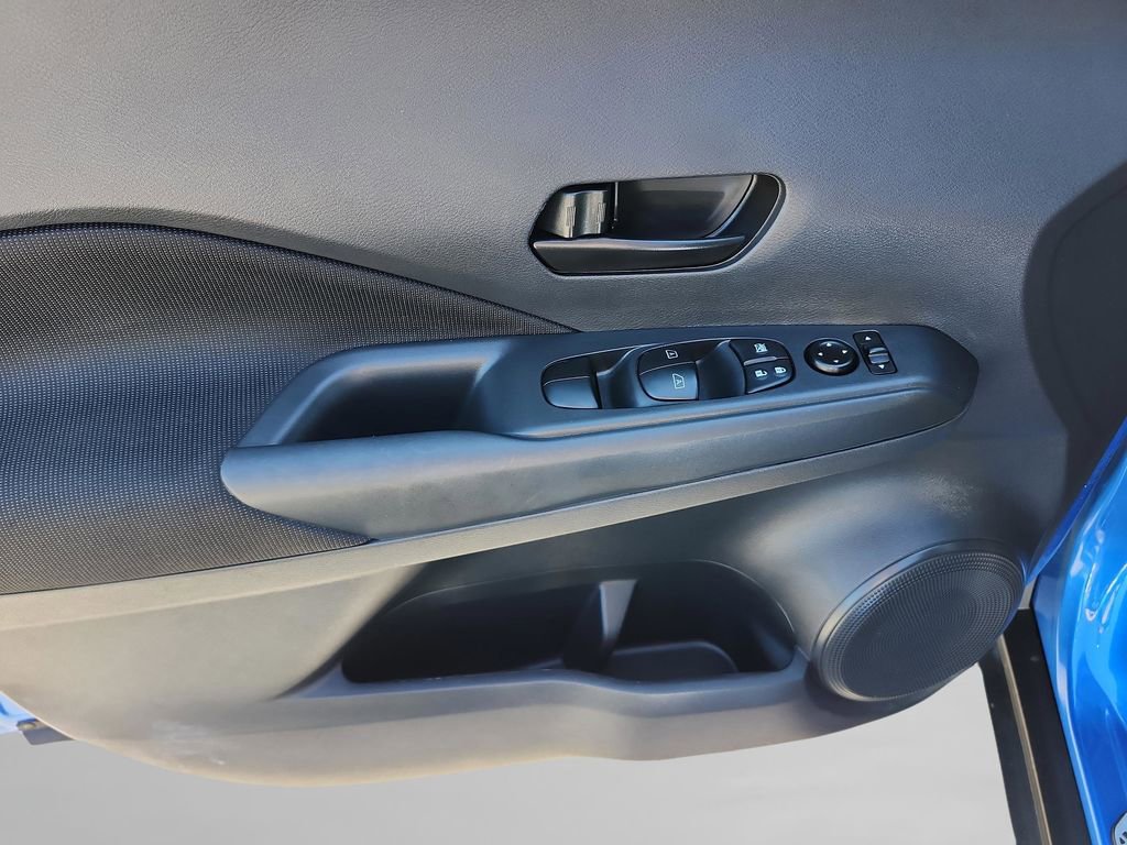 Used 2024 Nissan Kicks S image 23