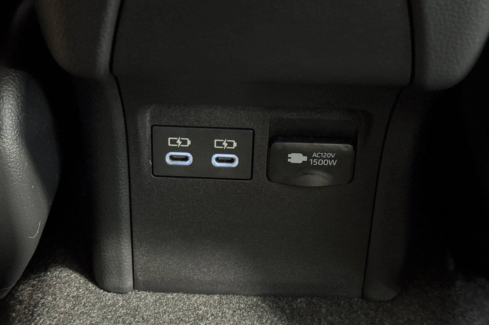 New 2026 Toyota Prius Plug-In Hybrid FWD image 14