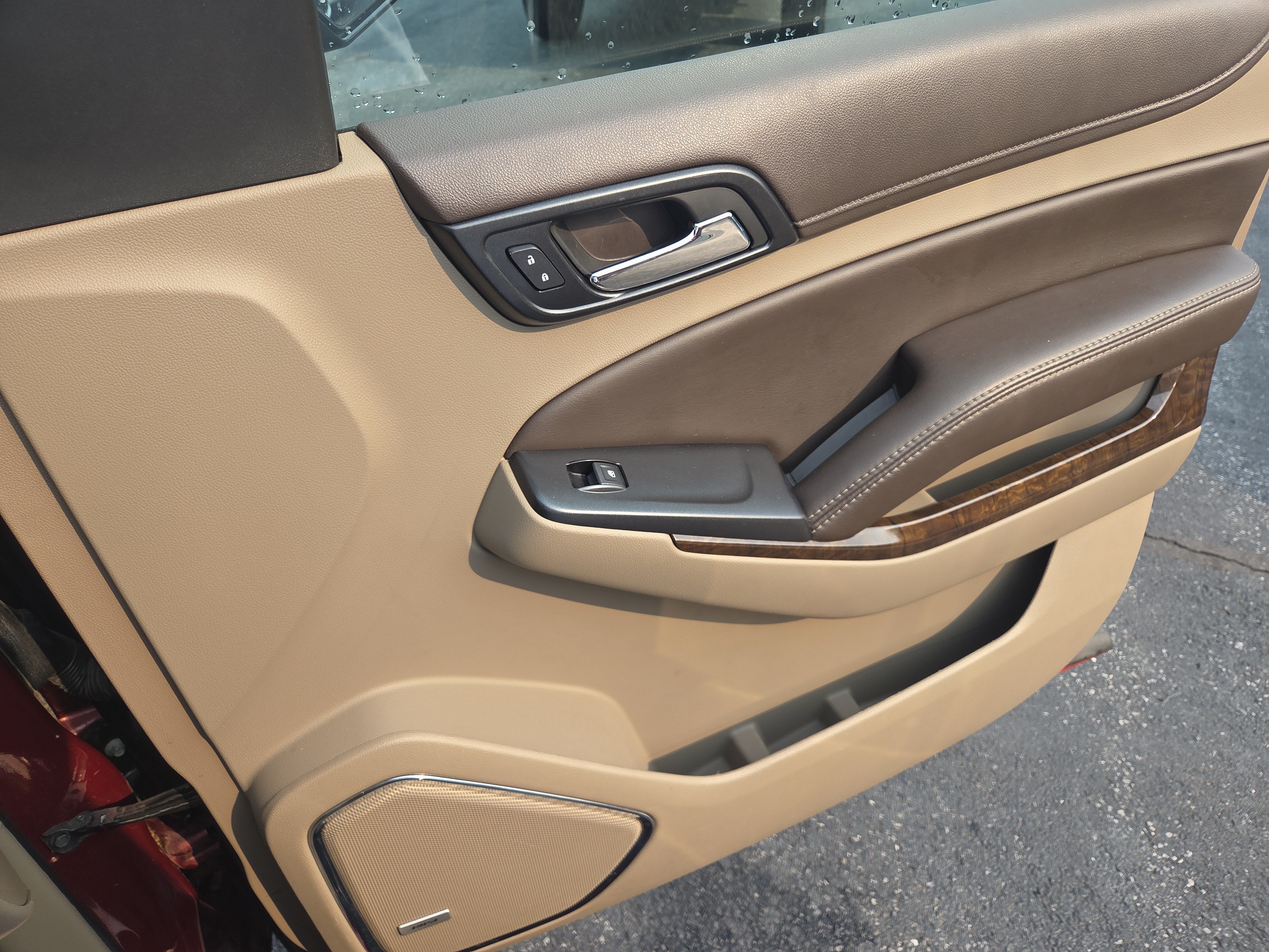 Used 2018 Chevrolet Tahoe LT w/ Max Trailering Package AWD/4WD image 18