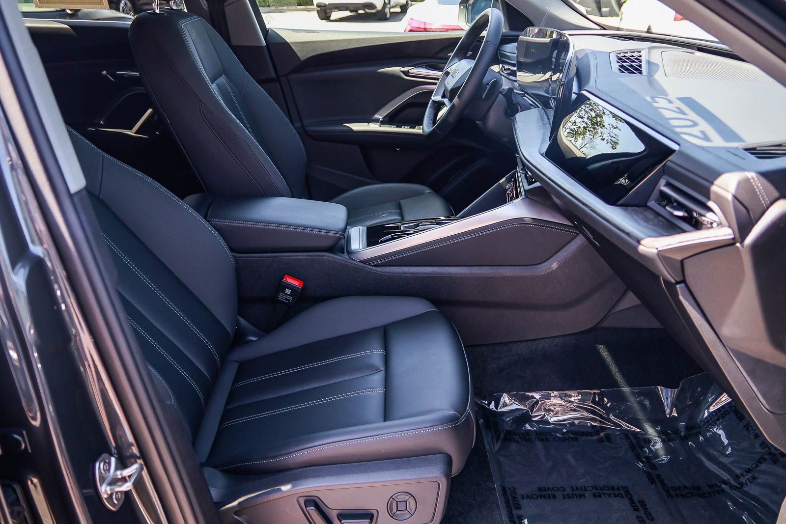 Certified 2025 Audi Q5 Premium Plus w/ Premium Plus image 19