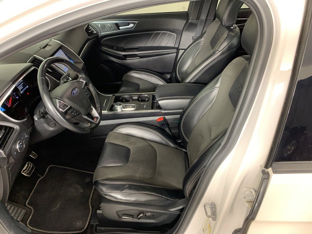 Used 2019 Ford Edge ST w/ Convenience Package image 30