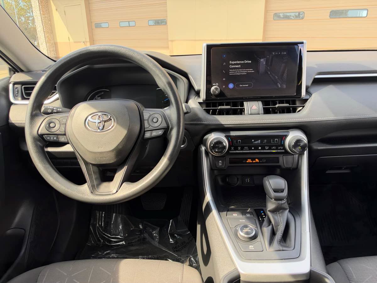 Used 2023 Toyota RAV4 XLE w/ Convenience Package AWD/4WD image 17