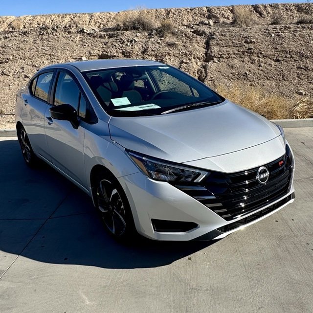 New 2025 Nissan Versa SR w/ Trunk Package image 3