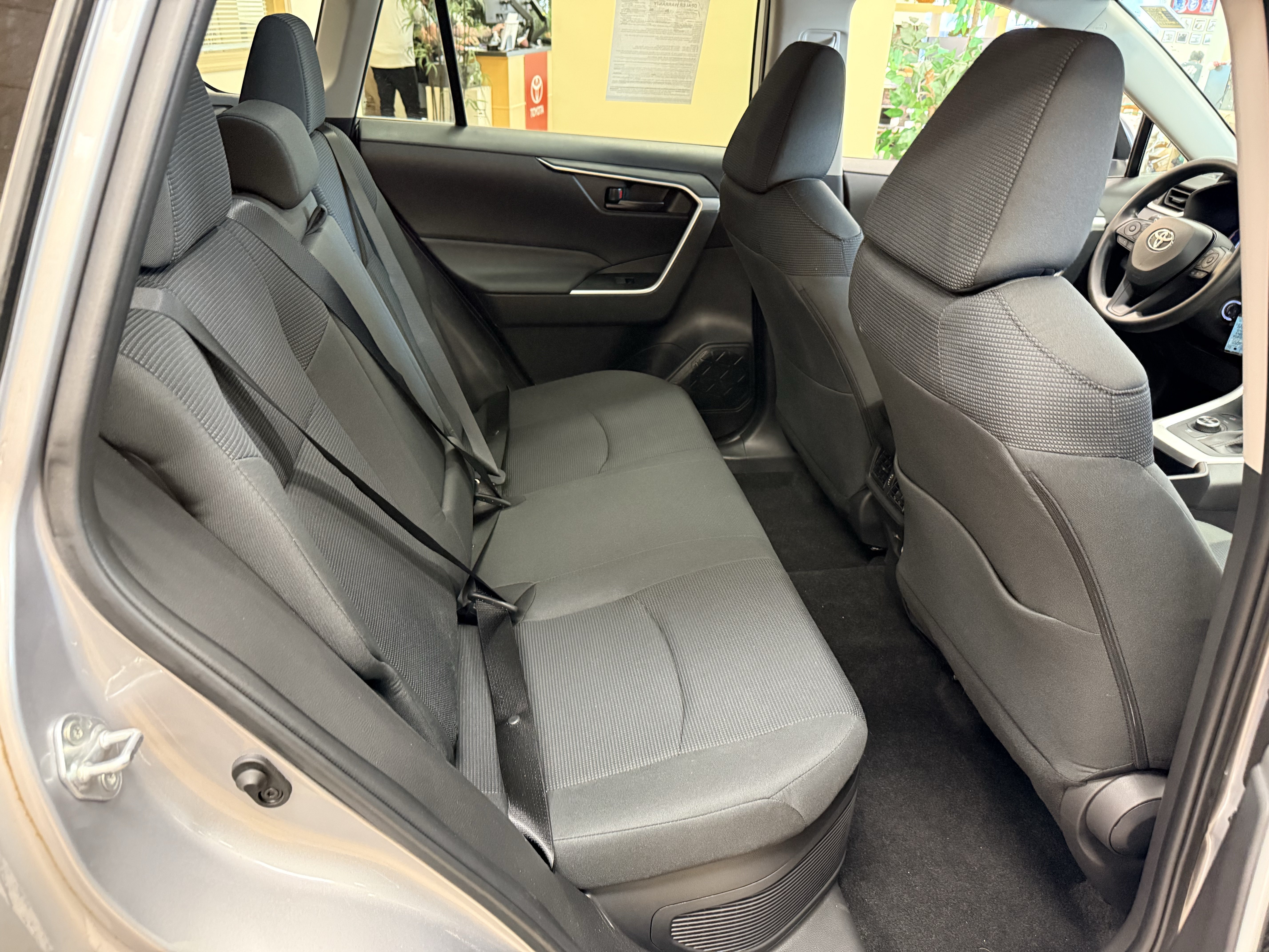 Used 2024 Toyota RAV4 LE AWD/4WD image 20