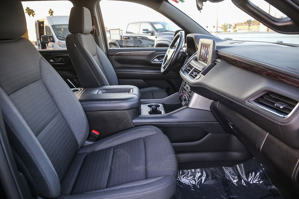 Used 2024 Chevrolet Suburban LS image 20