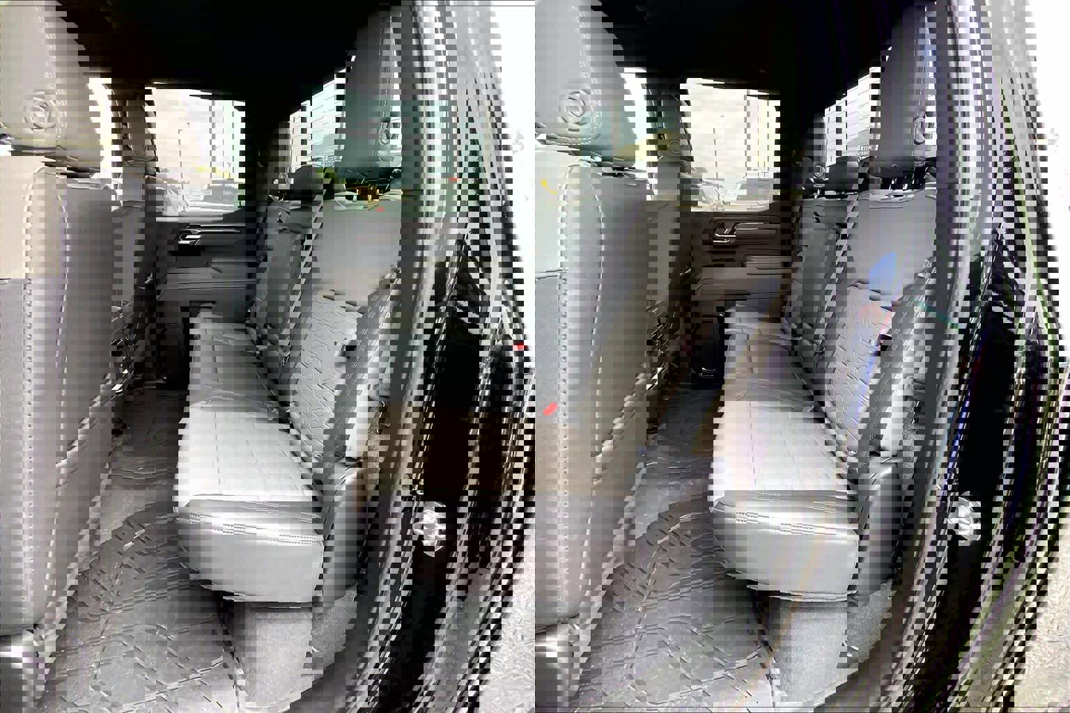 Used 2023 Chevrolet Silverado 1500 ZR2 w/ Technology Package image 20