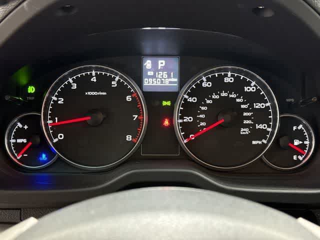 Used 2013 Subaru Outback 2.5i Premium AWD/4WD image 6