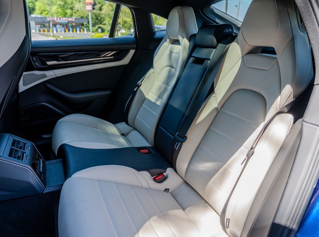 Used 2024 Porsche Panamera 4 AWD/4WD image 20