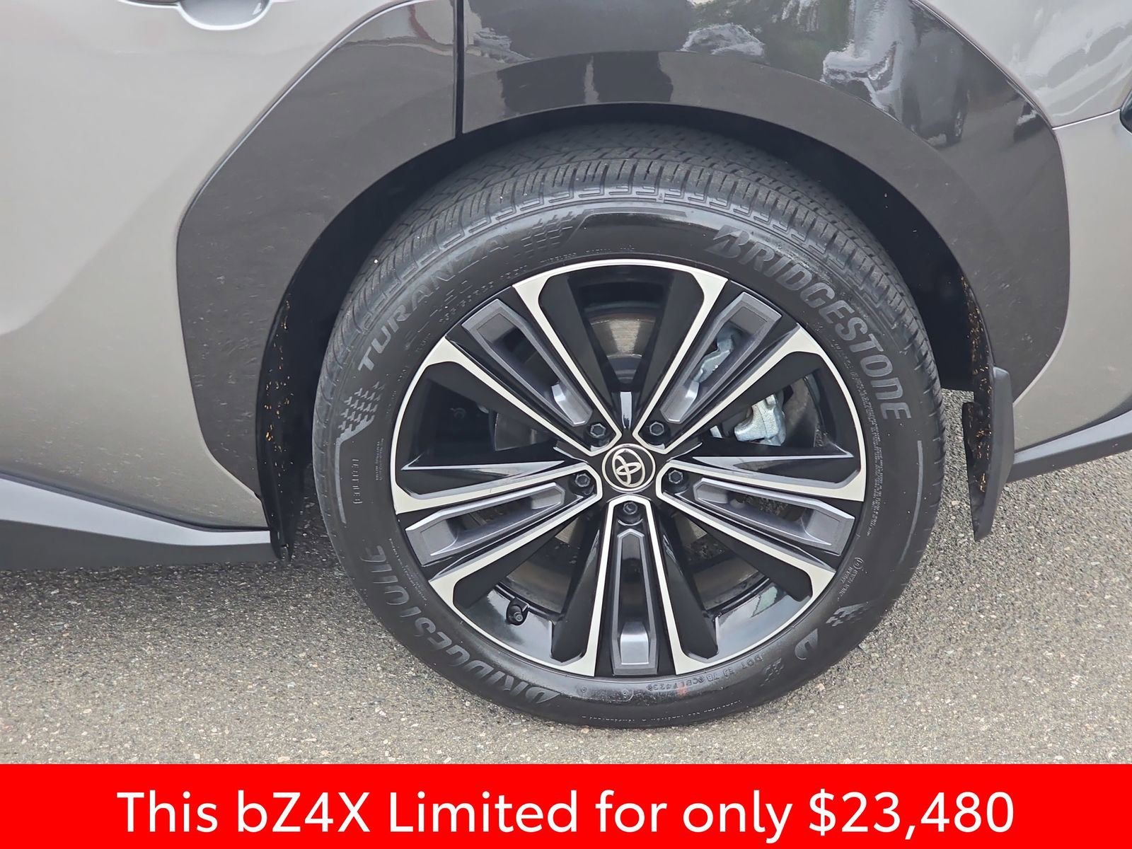 Used 2023 Toyota bZ4X AWD w/ Weather Package image 41