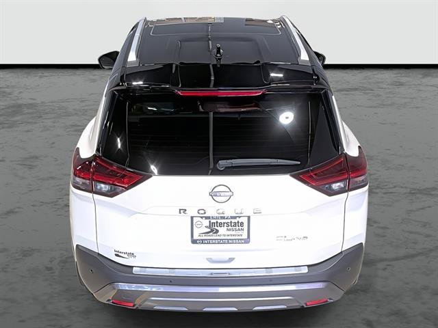 Used 2023 Nissan Rogue SL AWD/4WD image 3