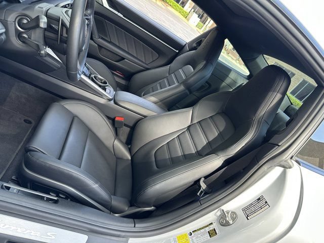 Used 2025 Porsche 911 Carrera S RWD image 12