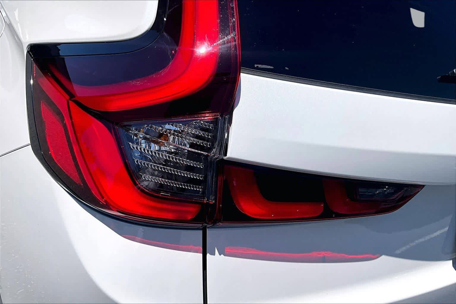 Used 2025 Honda CR-V Sport Touring image 29
