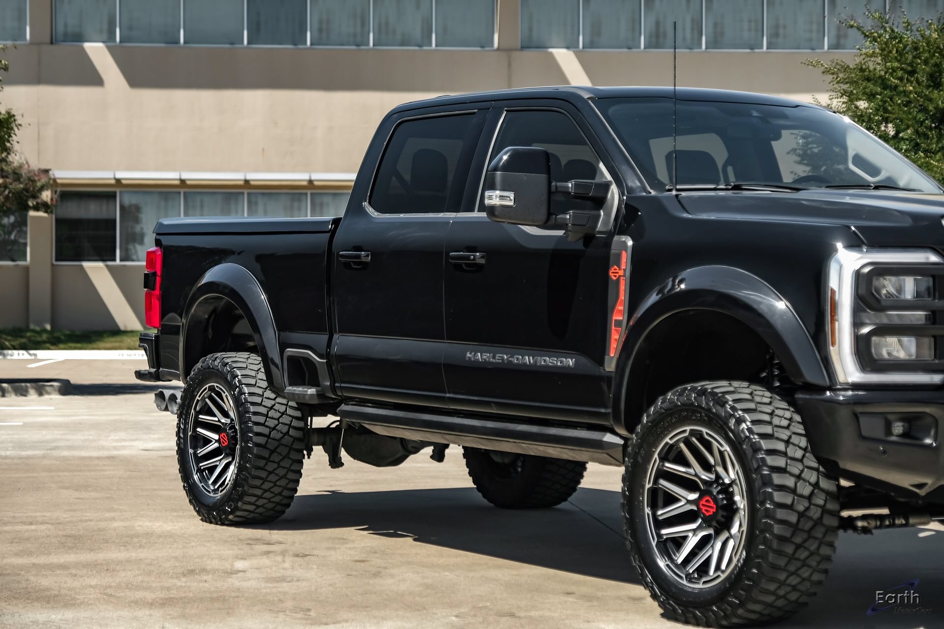 Used 2024 Ford F250 Lariat w/ Lariat Ultimate Package AWD/4WD image 24
