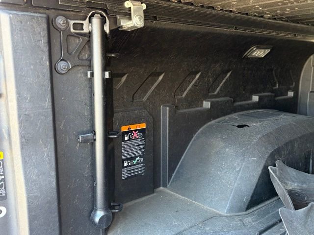 Used 2024 GMC Sierra 1500 Denali Ultimate image 9