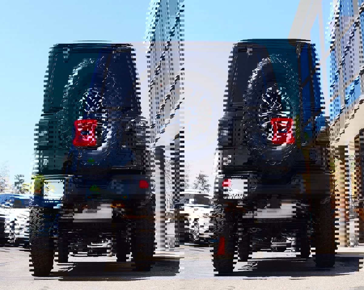 Used 2024 Jeep Wrangler Unlimited Rubicon 392 image 14