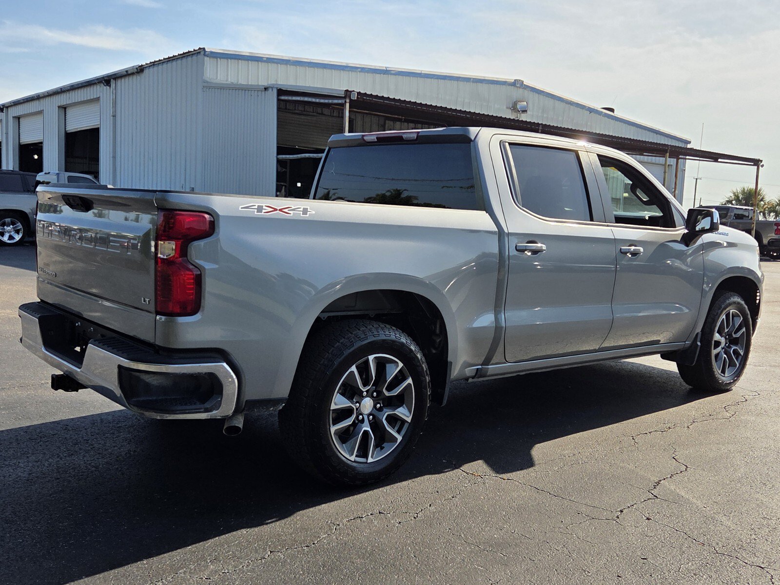 Certified 2024 Chevrolet Silverado 1500 LT AWD/4WD image 5