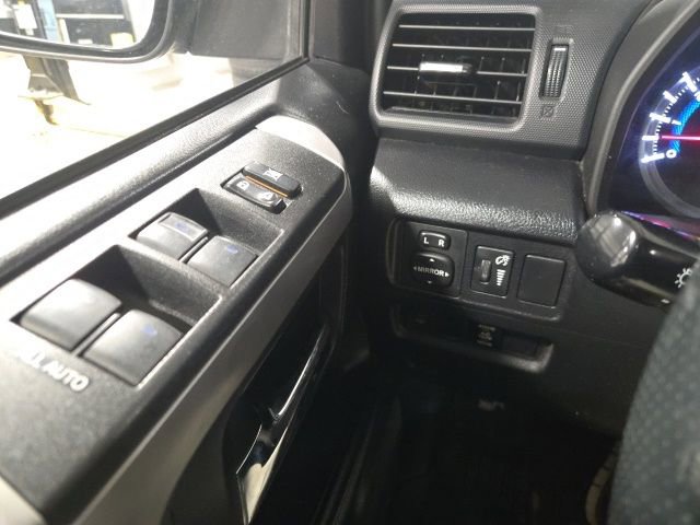 Used 2018 Toyota 4Runner SR5 image 16