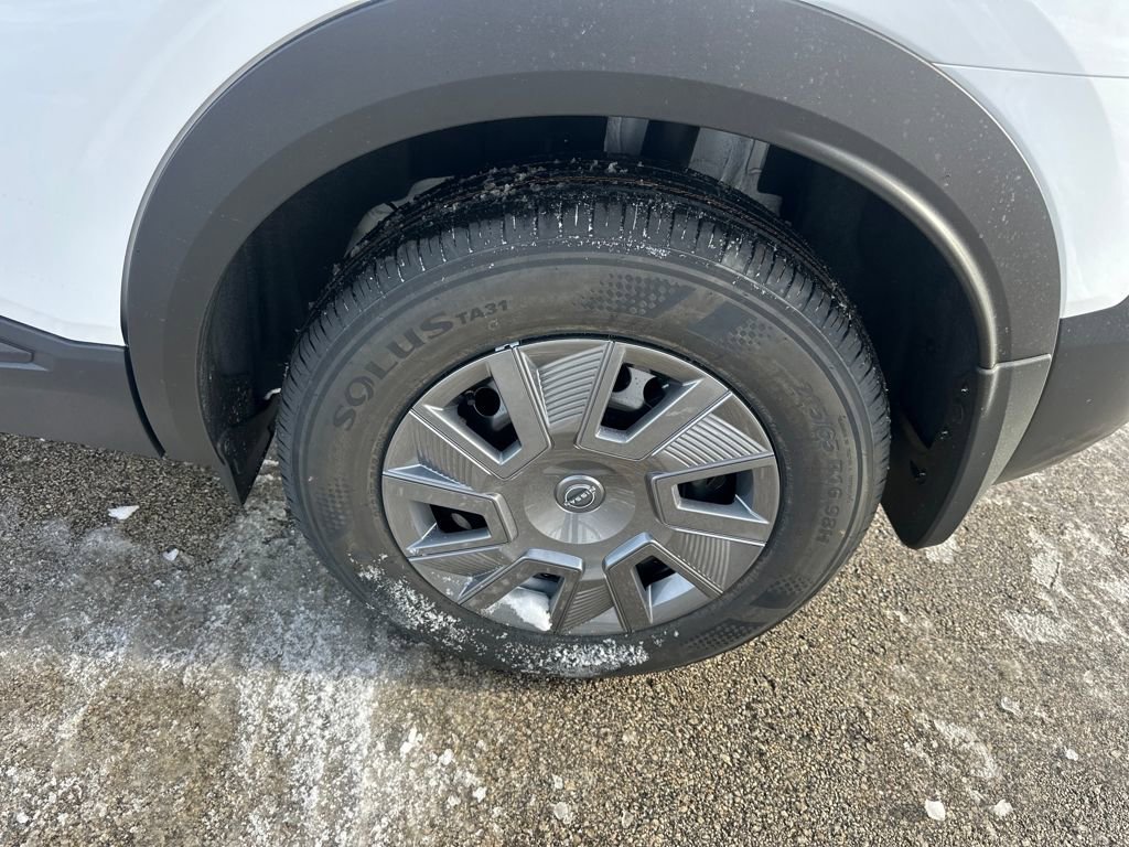 New 2026 Nissan Kicks S image 31