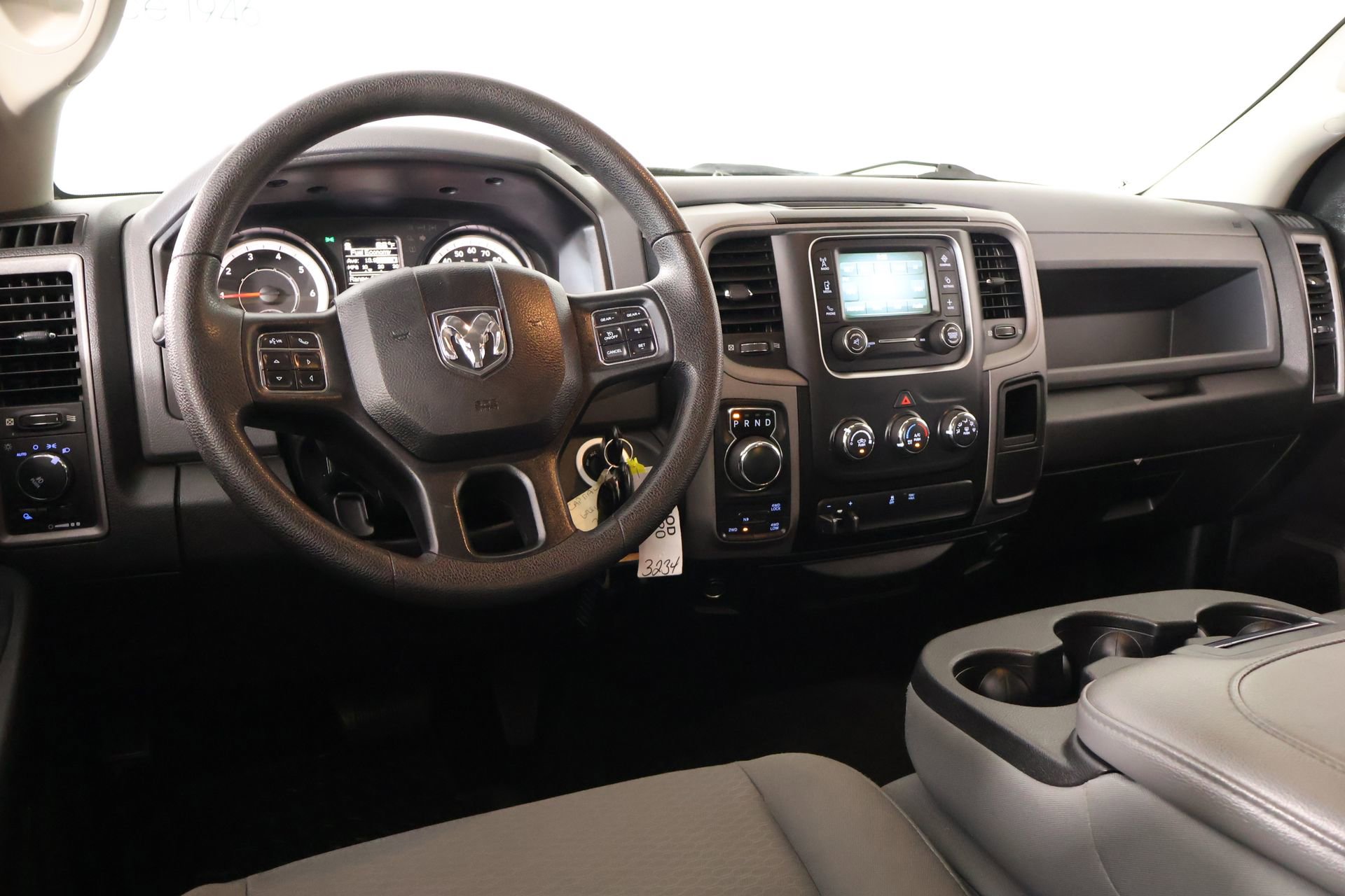 Used 2017 RAM 1500 Express AWD/4WD image 2