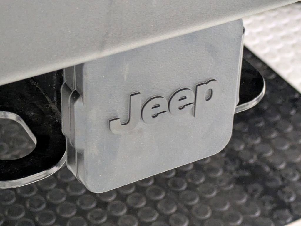 New 2025 Jeep Wrangler Unlimited Rubicon 392 image 9