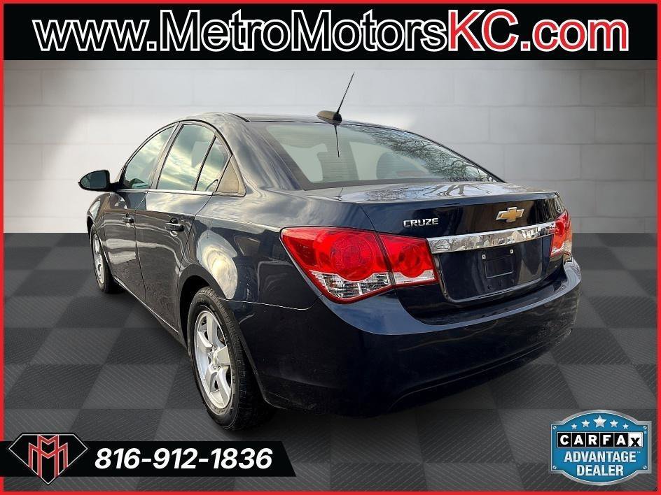 Used 2016 Chevrolet Cruze LT image 3