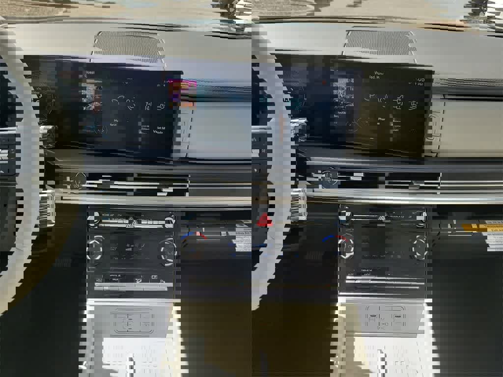 New 2026 Hyundai Santa Fe SE image 17