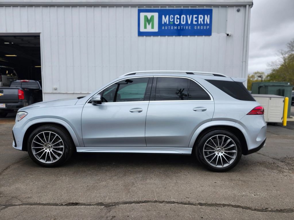 Used 2024 Mercedes-Benz GLE 450 4MATIC image 2