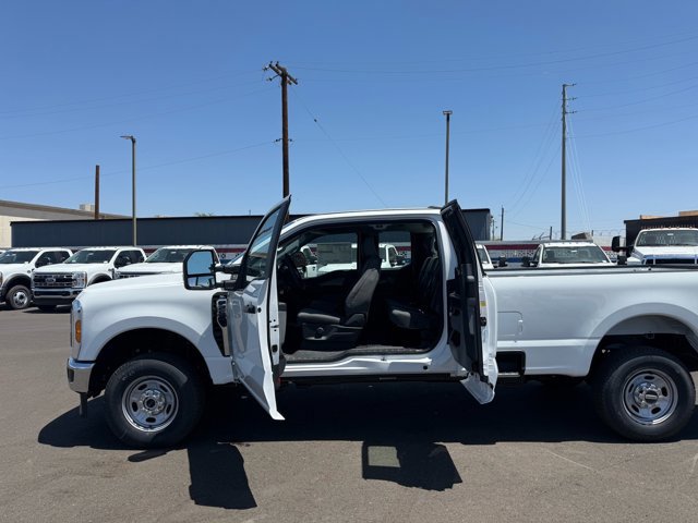 New 2026 Ford F250 XL w/ XL Chrome Package AWD/4WD image 12
