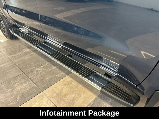 Used 2021 Chevrolet Silverado 1500 Custom AWD/4WD image 7