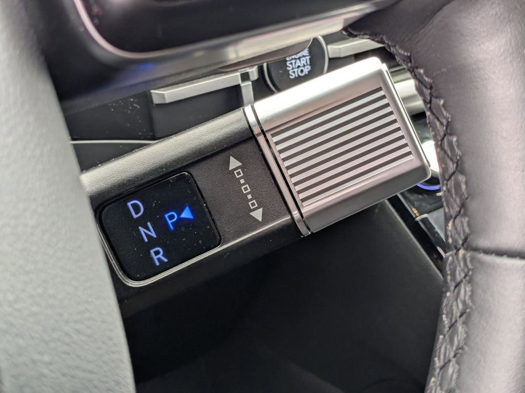 Used 2025 Hyundai Santa Fe SEL image 23