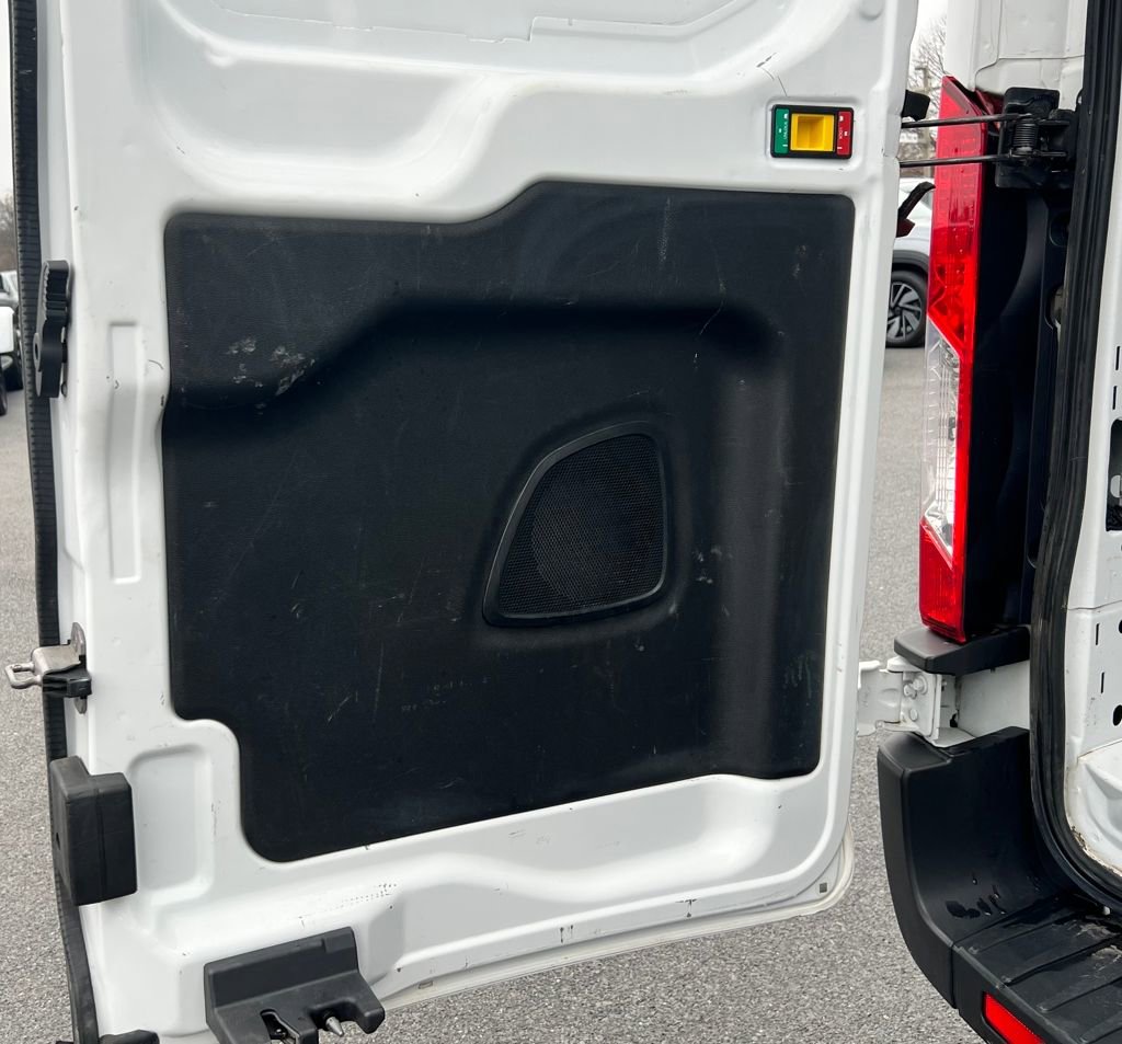 Used 2023 Ford Transit 250 Medium Roof image 14