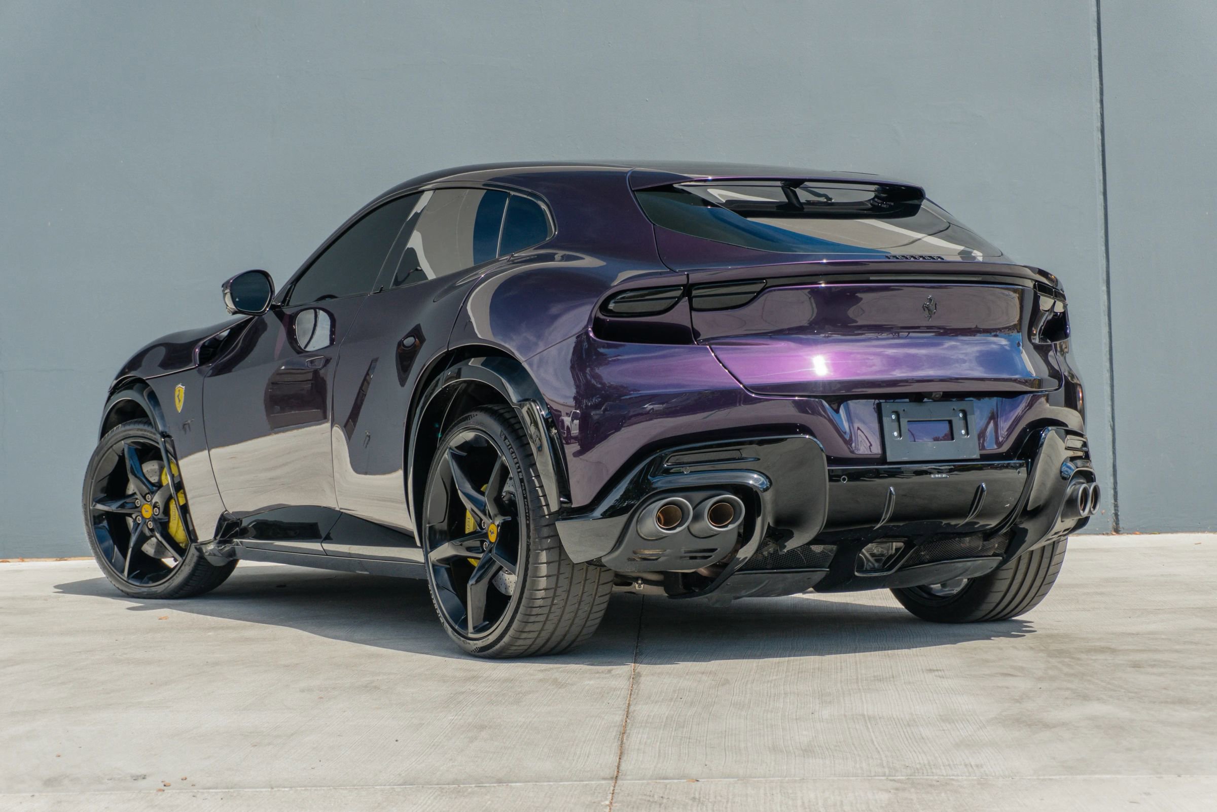 Used 2024 Ferrari Purosangue image 9