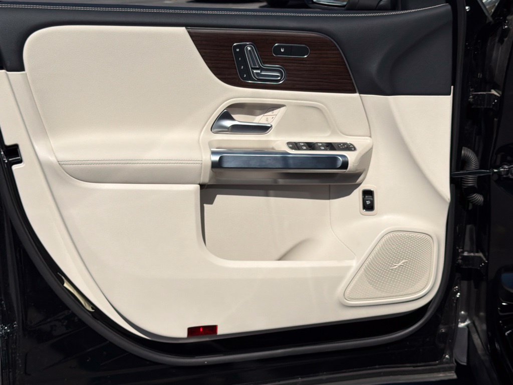 New 2026 Mercedes-Benz GLB 250 image 17