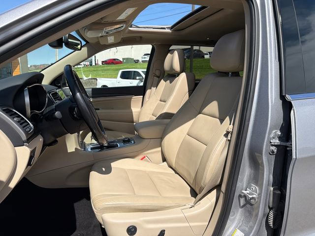Used 2020 Jeep Grand Cherokee Limited image 19