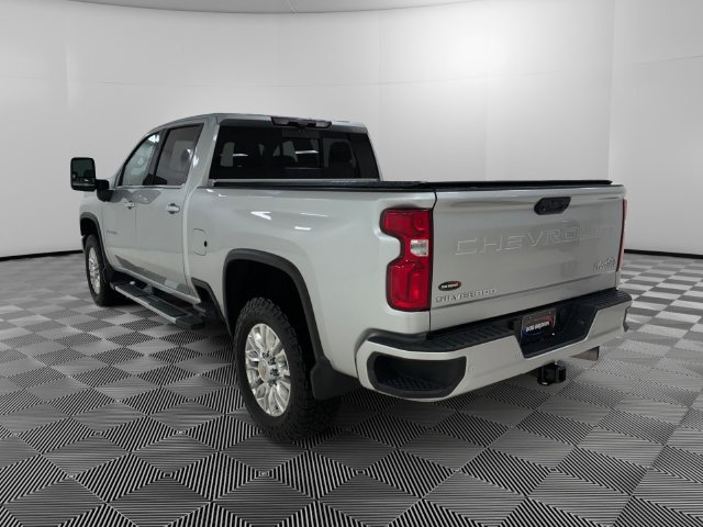 Used 2023 Chevrolet Silverado 3500 High Country w/ Z71 Off-Road Package AWD/4WD image 3