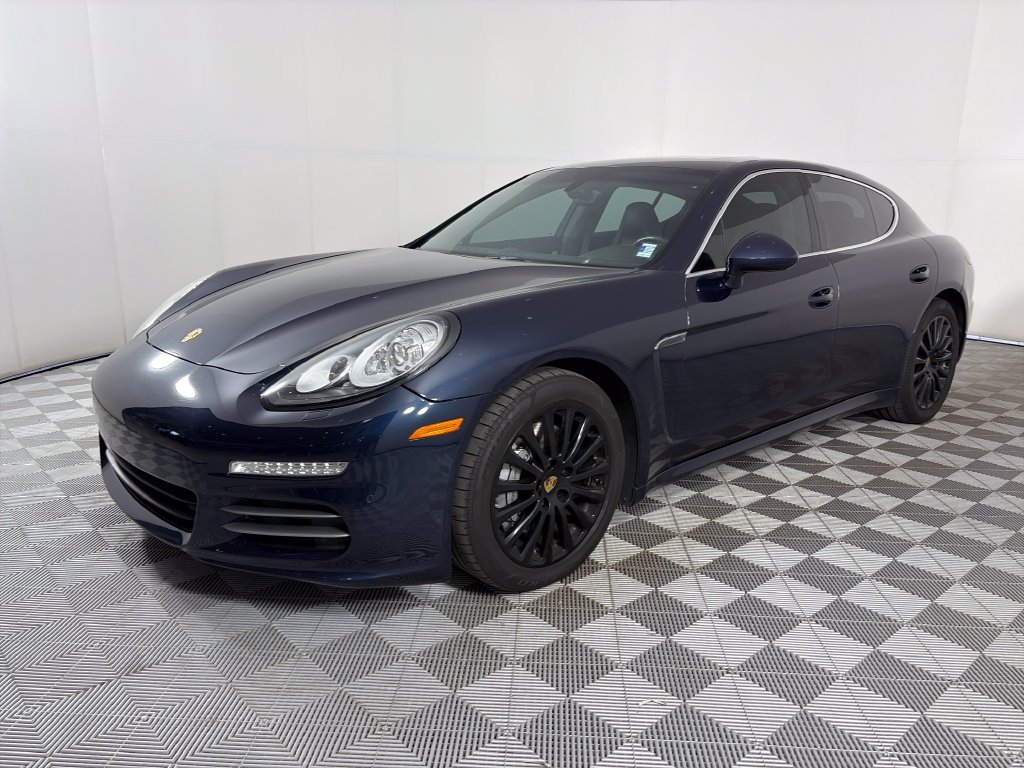 Used 2015 Porsche Panamera image 3