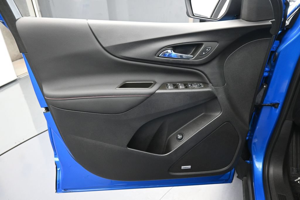Used 2024 Chevrolet Equinox RS w/ RS Leather Package FWD image 14