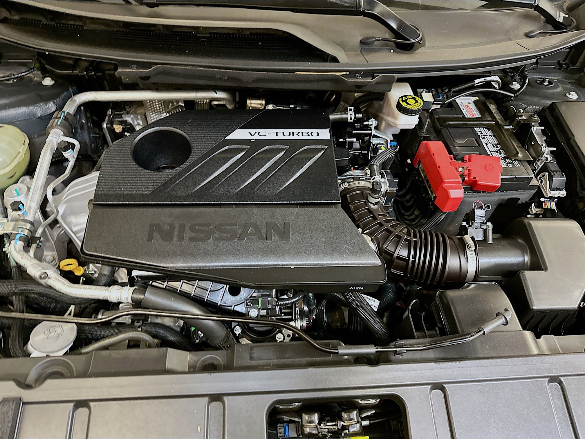 Used 2025 Nissan Rogue SV image 34
