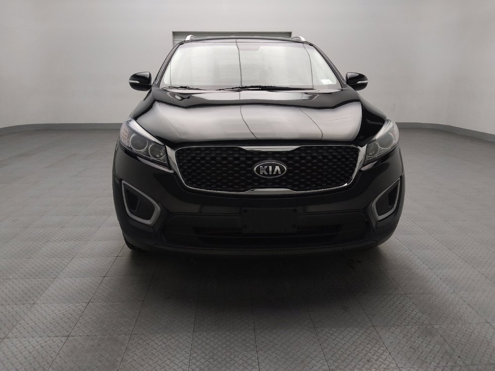 Used 2017 Kia Sorento LX w/ LX Convenience Package image 15