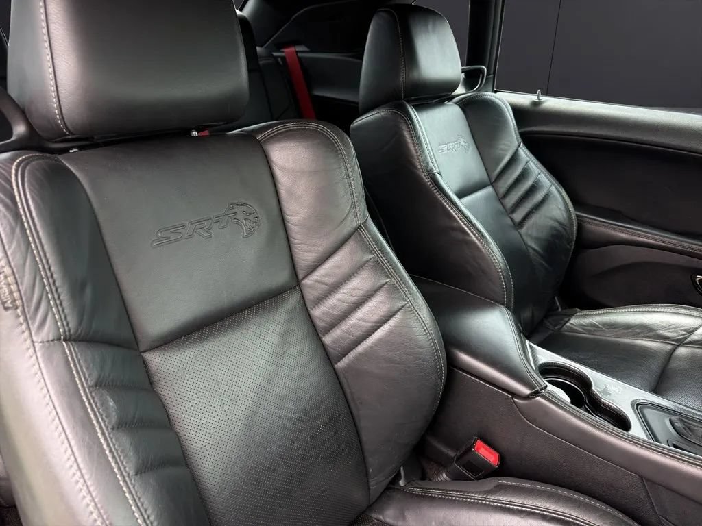 Used 2017 Dodge Challenger SRT Hellcat RWD image 12