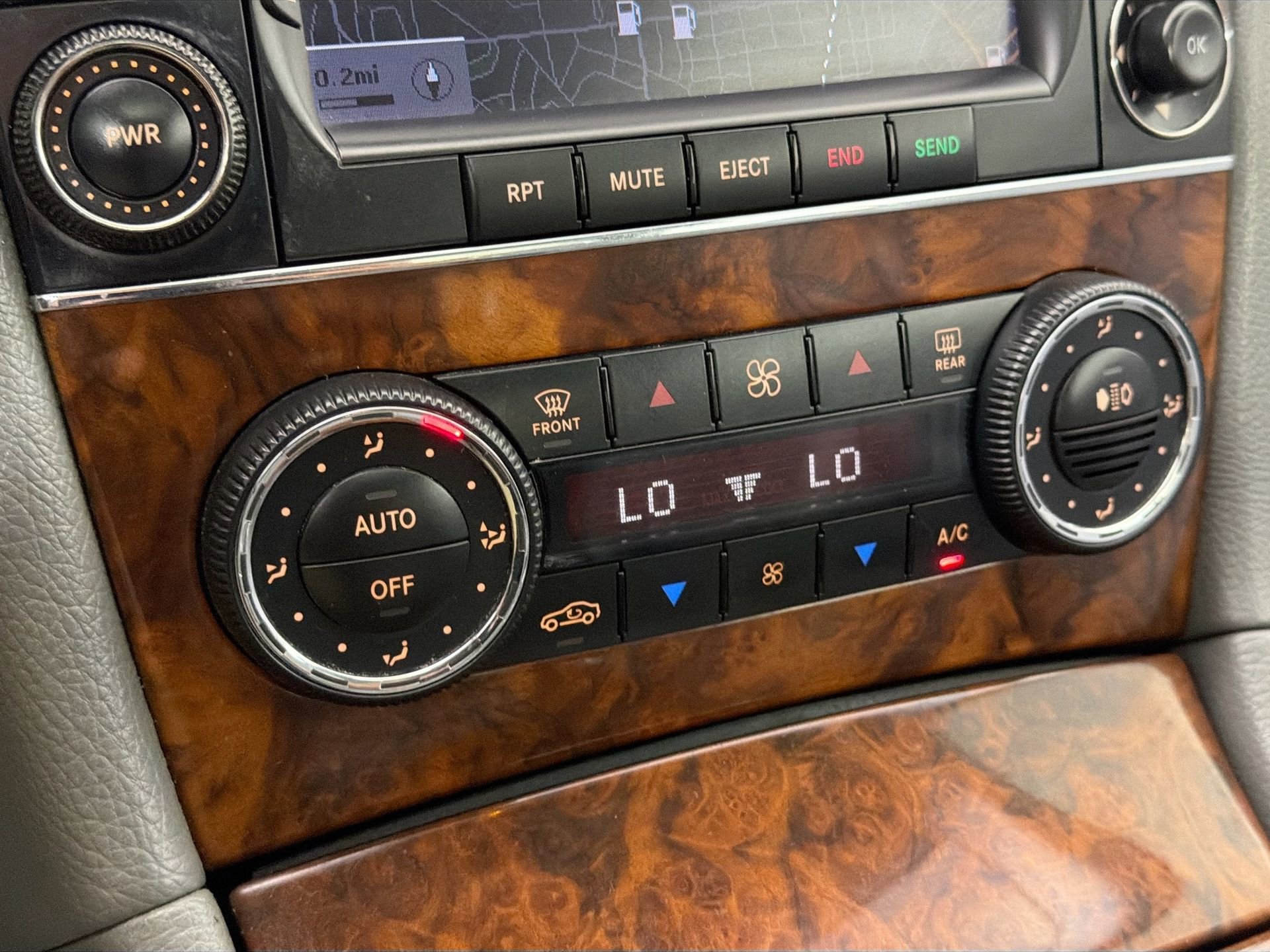 Used 2007 Mercedes-Benz CLK 350 Coupe image 16