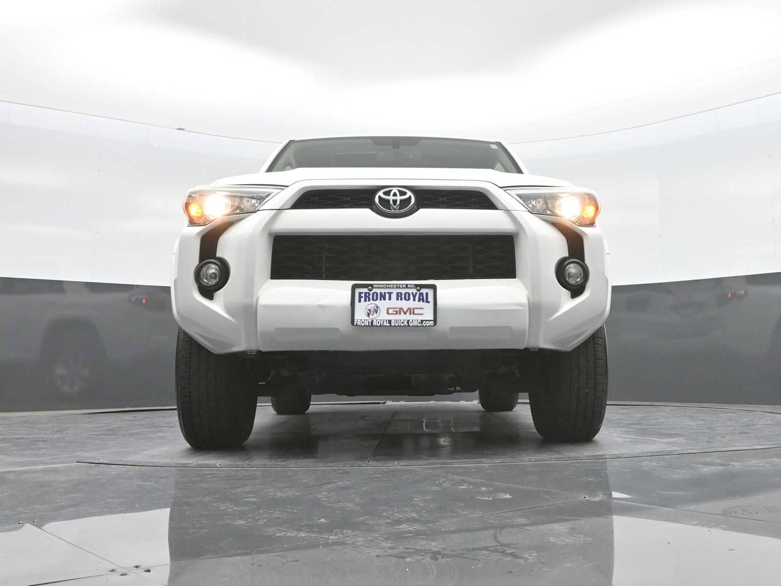 Used 2015 Toyota 4Runner SR5 Premium AWD/4WD image 19