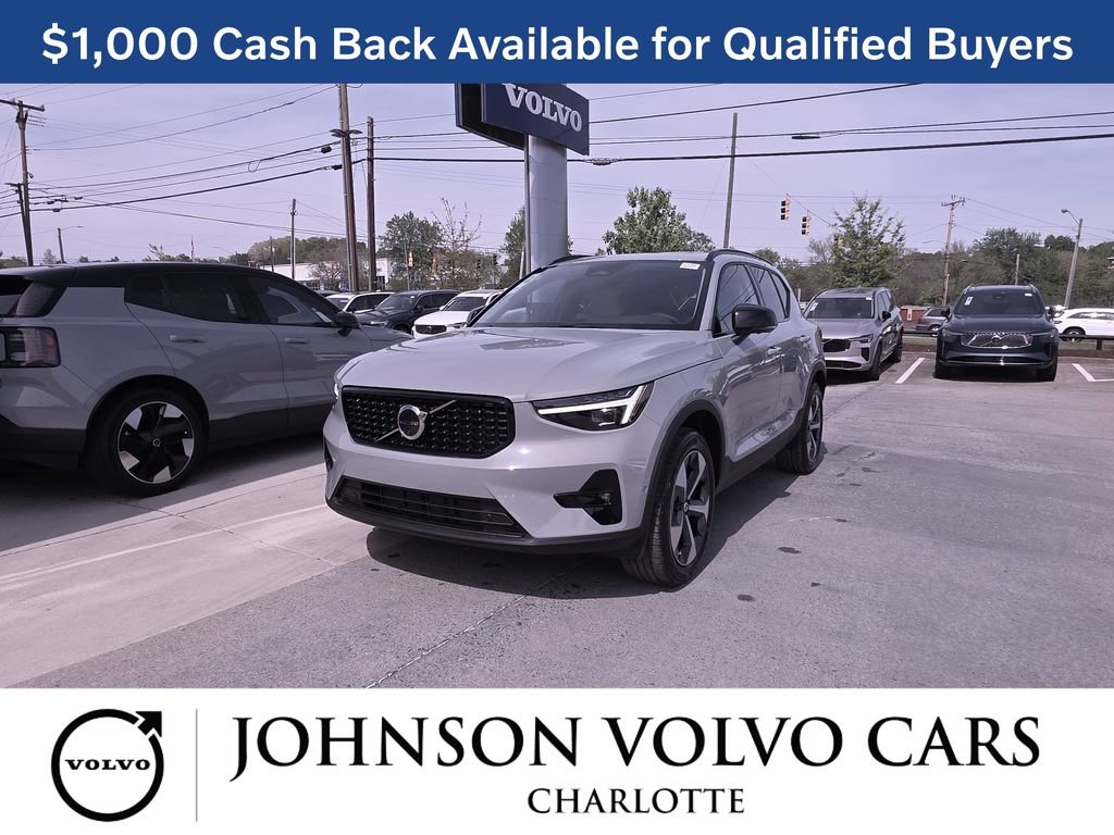 New 2026 Volvo XC40 B5 Plus w/ Protection Package Premier image 3
