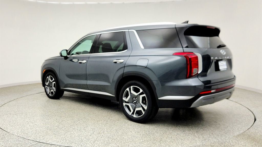 Used 2024 Hyundai Palisade SEL FWD image 7