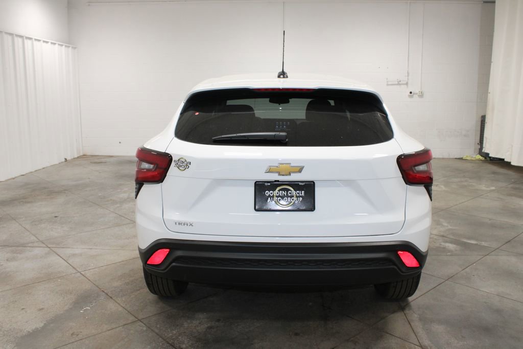 New 2026 Chevrolet Trax LS w/ LS Convenience Package image 8