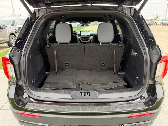 Certified 2025 Ford Explorer ST-Line AWD/4WD image 8