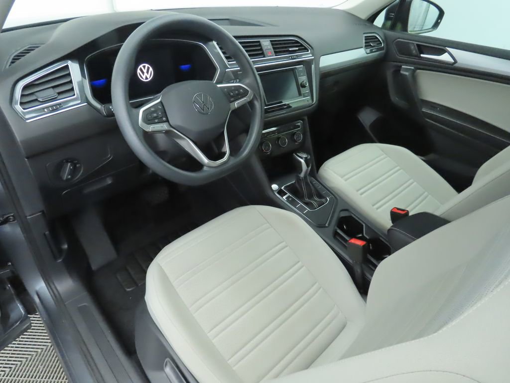 Certified 2022 Volkswagen Tiguan S image 9